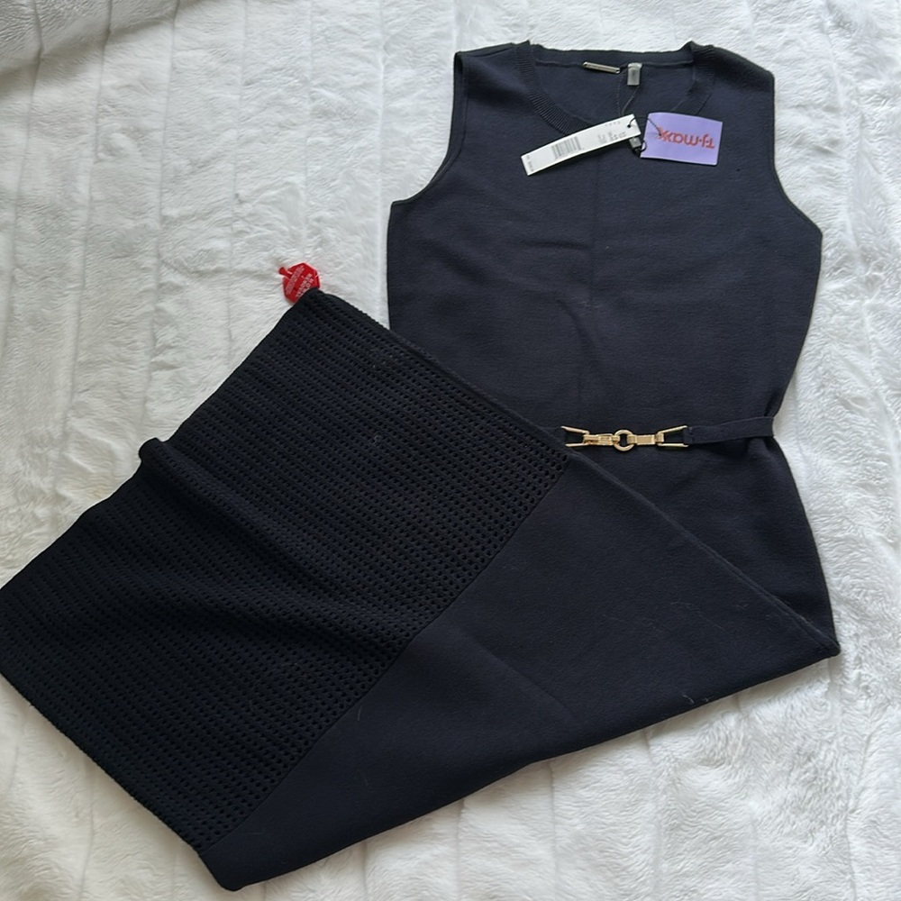 Elie Tahari Navy Blue Sleeveless Belted Sheath Dress
